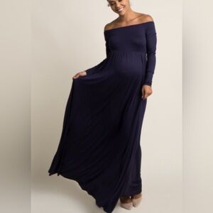 Pinkblush long sleeved maxi maternity Size M